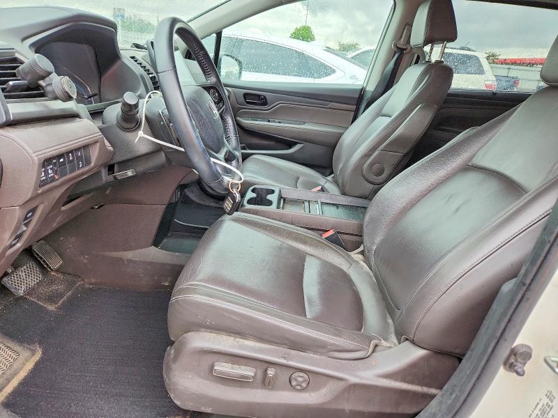 58588896 :رقم المزاد ، 5FNRL6H78KB040382 vin ، 2019 Honda Odyssey مزاد بيع
