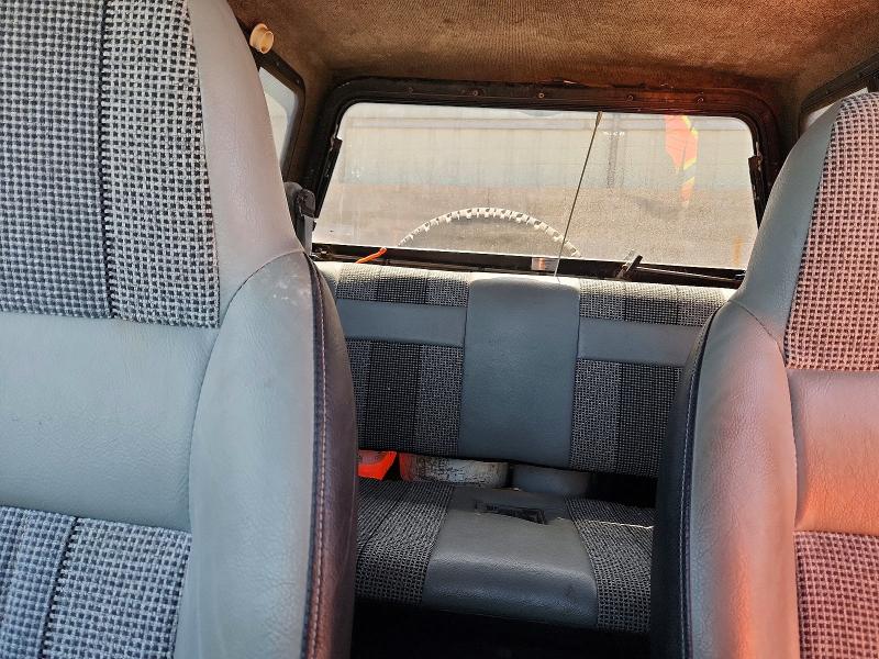 1991 Geo Tracker მანქანა იყიდება აუქციონზე, vin: 2CNBJ18U8M6926223, აუქციონის ნომერი: 57887086