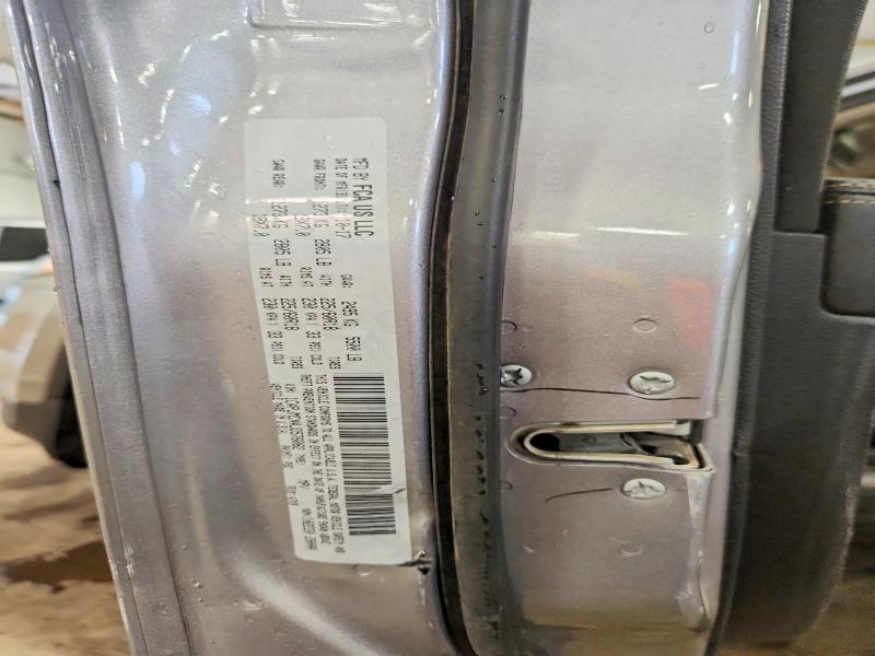 57779666 :رقم المزاد ، 1C4PJMCX4JD576082 vin ، 2018 Jeep Cherokee مزاد بيع