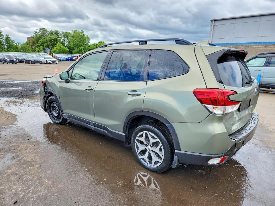 55052246 :رقم المزاد ، JF2SKAJCXMH576320 vin ، 2021 Subaru Forester مزاد بيع