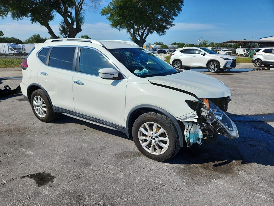 56734926 :رقم المزاد ، 5N1AT2MTXKC710807 vin ، 2019 Nissan Rogue مزاد بيع