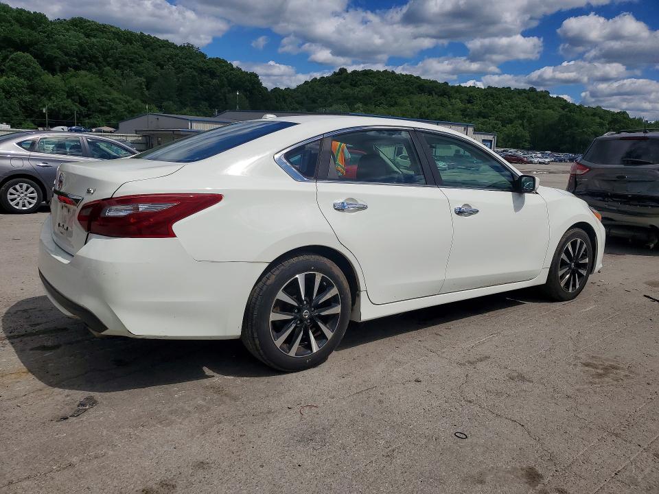 Продаж на аукціоні авто 2018 Nissan Altima, vin: 1N4AL3AP7JC203269, номер лоту: 57357646