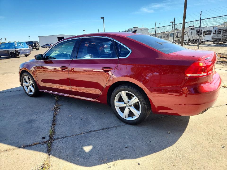 2015 Volkswagen Passat მანქანა იყიდება აუქციონზე, vin: 1VWBT7A34FC057632, აუქციონის ნომერი: 56185586