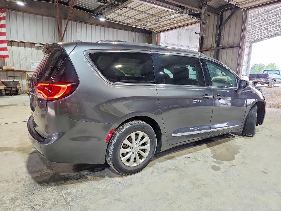 2019 Chrysler Pacifica მანქანა იყიდება აუქციონზე, vin: 2C4RC1BG9KR550322, აუქციონის ნომერი: 56466116