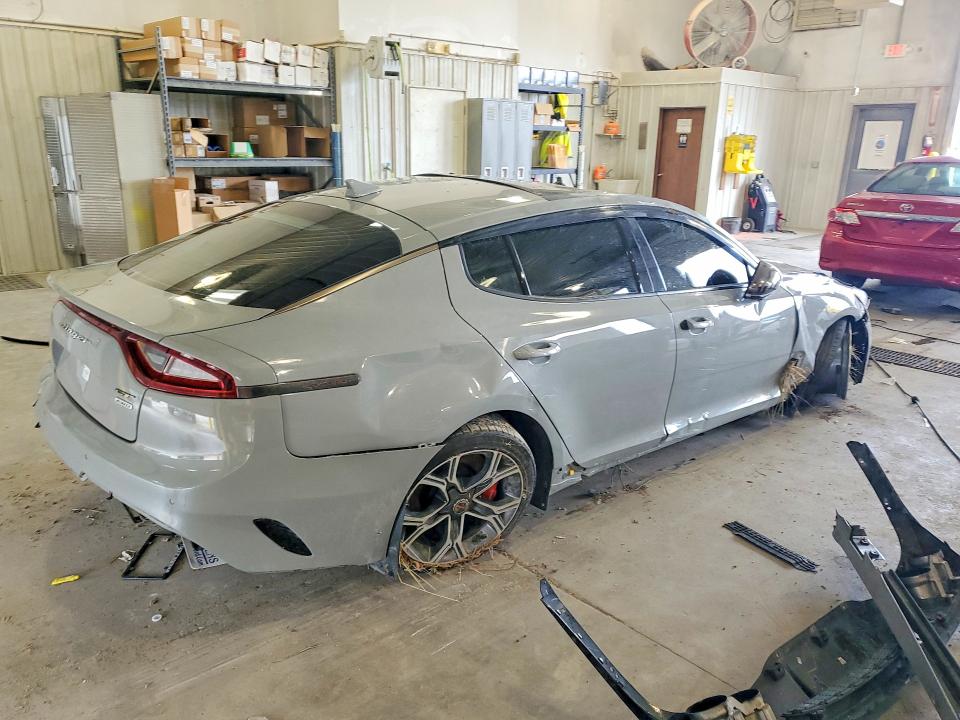 2019 Kia Stinger მანქანა იყიდება აუქციონზე, vin: KNAE45LC7K6058911, აუქციონის ნომერი: 58137136