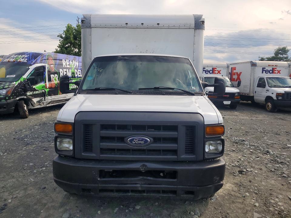 Продажа на аукционе авто 2017 Ford Econoline, vin: 1FDWE3FS4HDC40836, номер лота: 53046846
