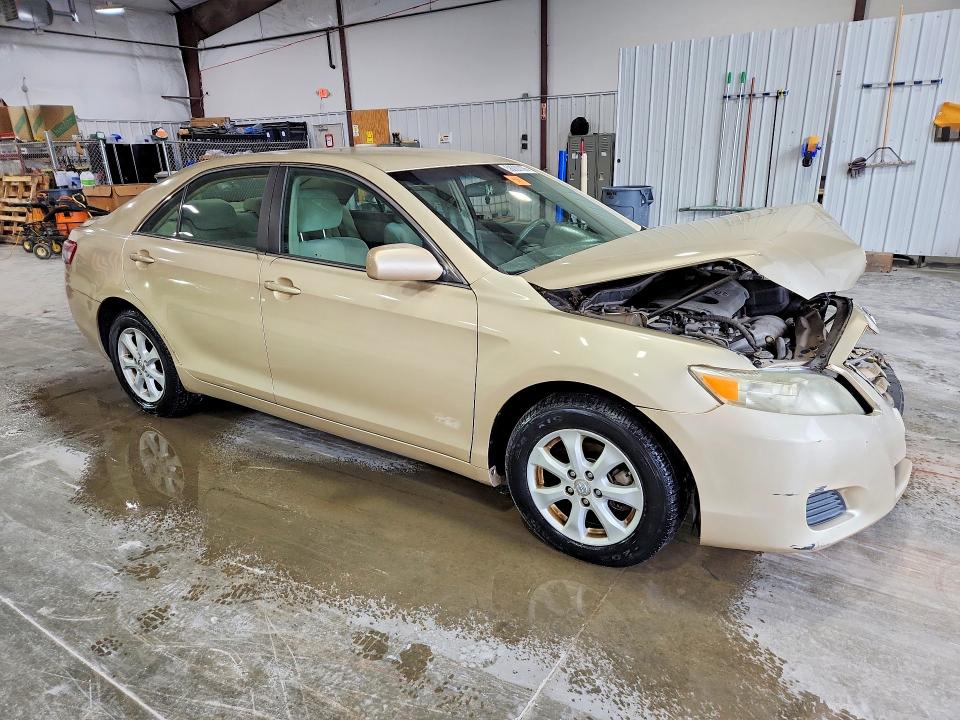 2010 Toyota Camry მანქანა იყიდება აუქციონზე, vin: 4T4BF3EK2AR015842, აუქციონის ნომერი: 58020136