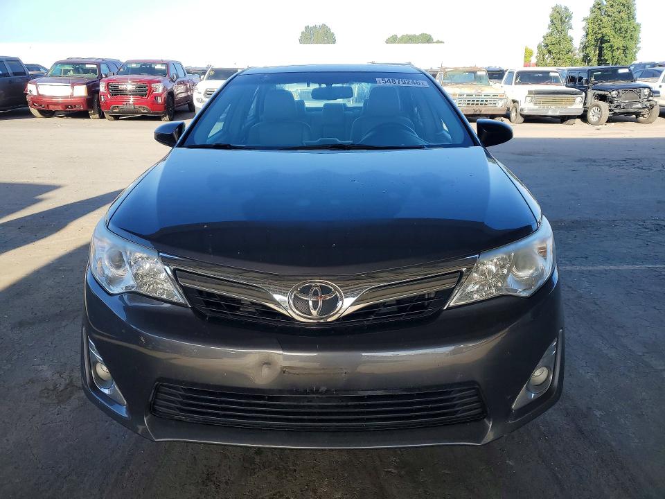 Aukcja sprzedaży 2014 Toyota Camry, vin: 4T4BF1FK2ER402271, numer aukcji: 54879246