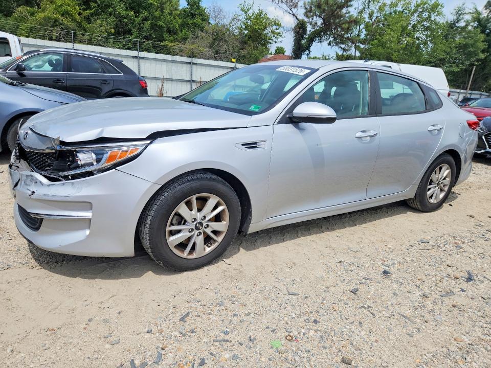 2017 Kia Optima მანქანა იყიდება აუქციონზე, vin: KNAGT4L39H5176396, აუქციონის ნომერი: 58031526