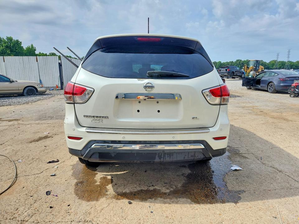 Продажа на аукционе авто 2015 Nissan Pathfinder, vin: 5N1AR2MN2FC676058, номер лота: 57243086
