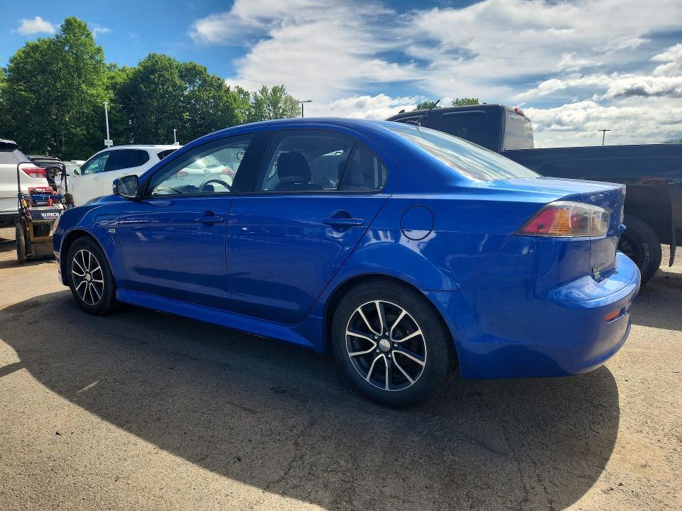 2015 Mitsubishi Lancer მანქანა იყიდება აუქციონზე, vin: JA32V2FW7FU025155, აუქციონის ნომერი: 57894636