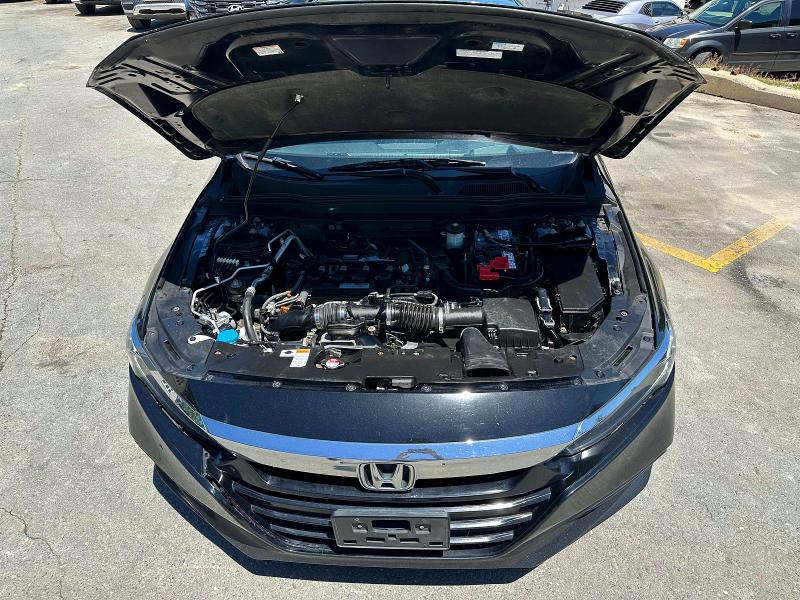 2018 Honda Accord მანქანა იყიდება აუქციონზე, vin: 1HGCV1F97JA085040, აუქციონის ნომერი: 55496396