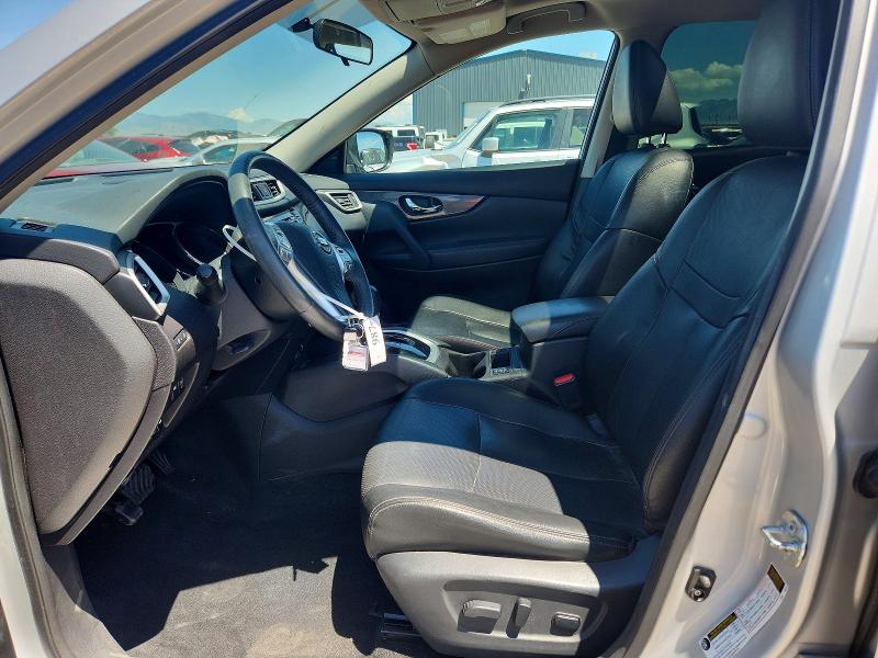 2015 Nissan Rogue მანქანა იყიდება აუქციონზე, vin: 5N1AT2MV0FC902678, აუქციონის ნომერი: 55629536
