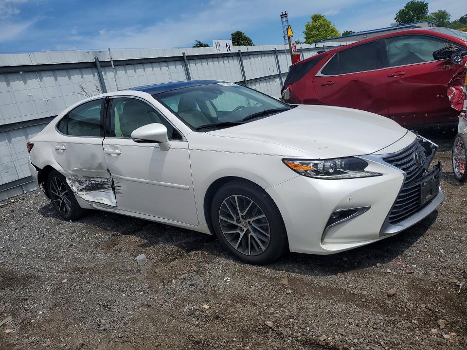 57554246 :رقم المزاد ، 58ABK1GG6HU042564 vin ، 2017 Lexus Es مزاد بيع