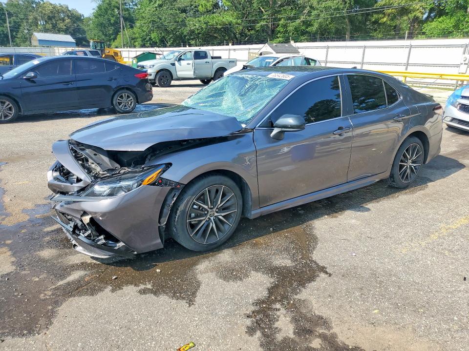 Продаж на аукціоні авто 2024 Toyota Camry, vin: 4T1G11AK0RU211444, номер лоту: 73342685