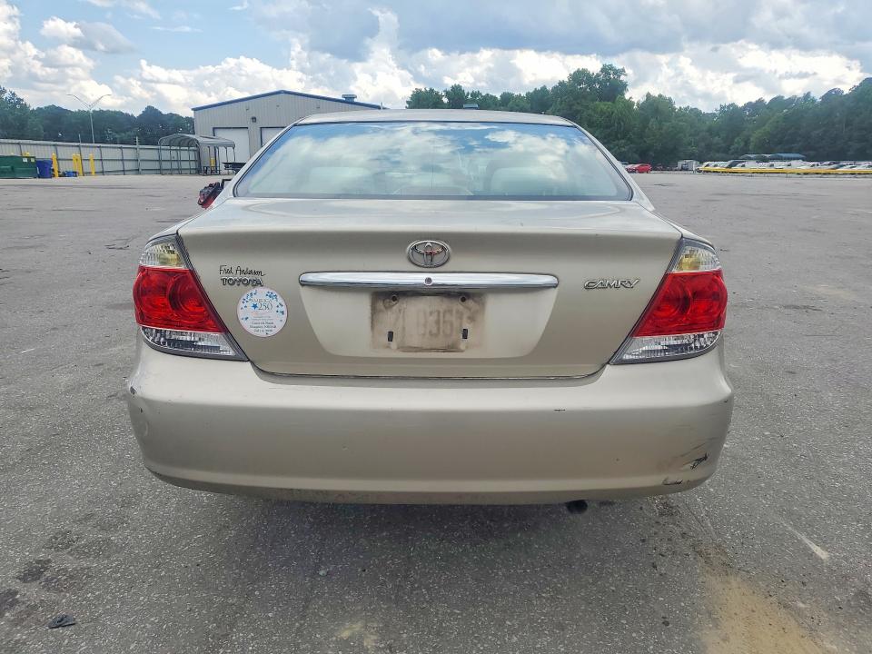 2005 Toyota Camry მანქანა იყიდება აუქციონზე, vin: 4T1BE32K75U943380, აუქციონის ნომერი: 55714306