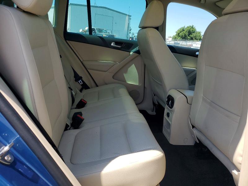 2017 Volkswagen Tiguan მანქანა იყიდება აუქციონზე, vin: WVGRV7AX7HW511030, აუქციონის ნომერი: 58077396