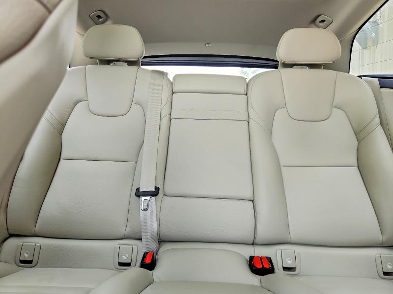 Продажа на аукционе авто 2018 Volvo Xc60, vin: YV4102RL7J1091936, номер лота: 58181336