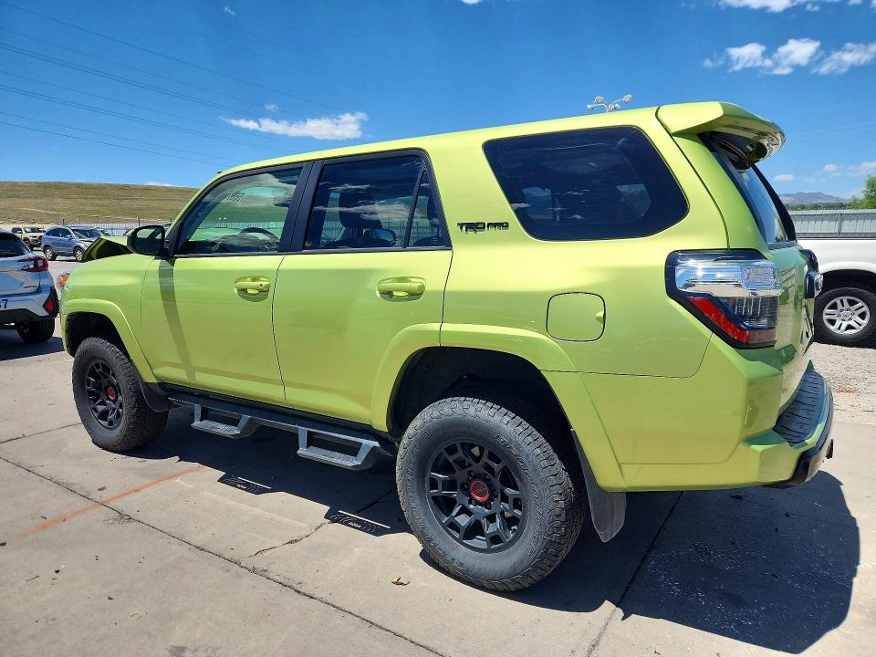 56975326 :رقم المزاد ، JTELU5JR8N6000436 vin ، 2022 Toyota 4runner مزاد بيع