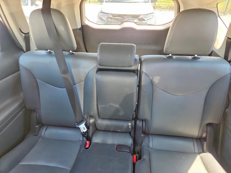 56497556 :رقم المزاد ، JTDZN3EU2EJ010195 vin ، 2014 Toyota Prius V مزاد بيع