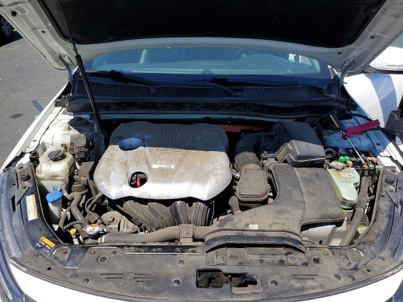 57923076 :رقم المزاد ، KNAGN4ADXF5083082 vin ، 2015 Kia Optima مزاد بيع