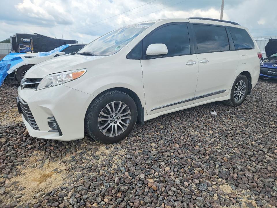 Auction sale of the 2020 Toyota Sienna, vin: 5TDYZ3DC7LS046053, lot number: 54887696