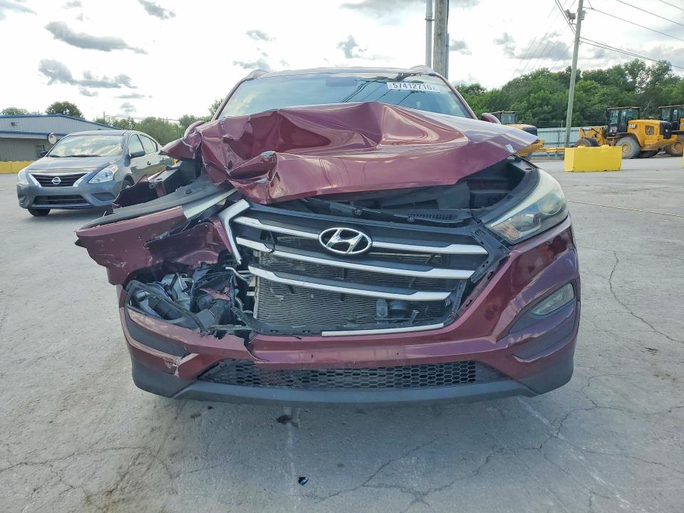 57412716 :رقم المزاد ، KM8J33A4XJU663418 vin ، 2018 Hyundai Tucson مزاد بيع