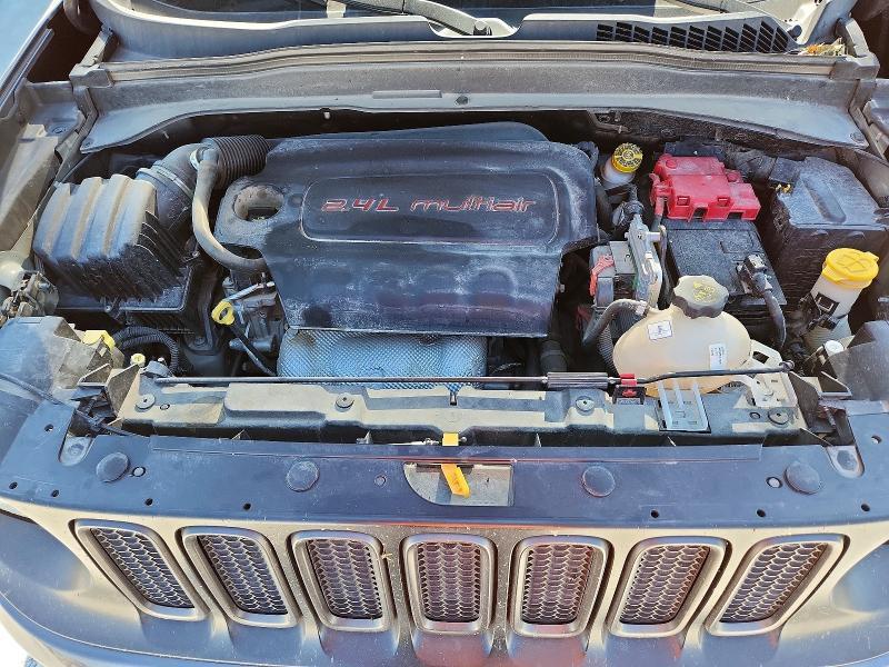 Продаж на аукціоні авто 2018 Jeep Renegade, vin: ZACCJBCBXJPH13700, номер лоту: 57377856