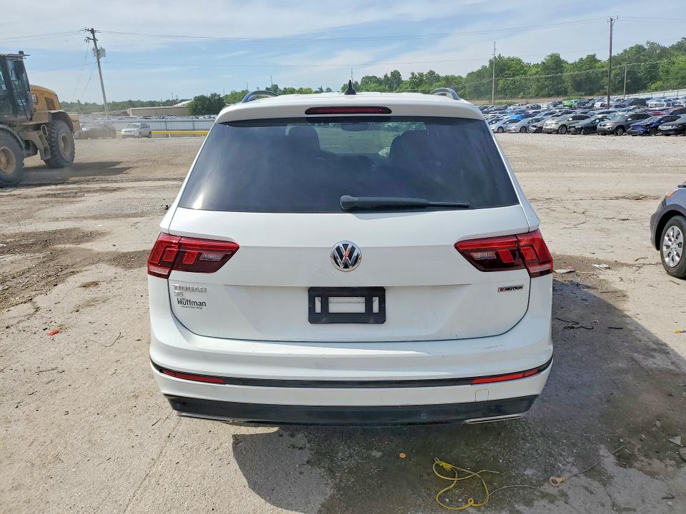 55143016 :رقم المزاد ، 3VV2B7AX5MM106231 vin ، 2021 Volkswagen Tiguan مزاد بيع