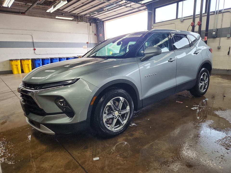 Продажа на аукционе авто 2025 Chevrolet Blazer, vin: 3GNKBCR40SS262677, номер лота: 56638656