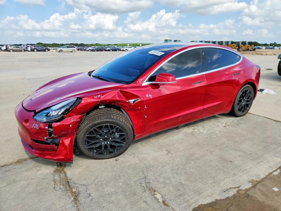 56491826 :رقم المزاد ، 5YJ3E1EAXLF703570 vin ، 2020 Tesla Model 3 مزاد بيع