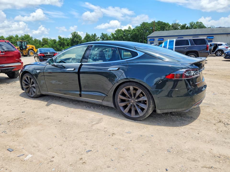 Продажа на аукционе авто 2013 Tesla Model S, vin: 5YJSA1CPXDFP10826, номер лота: 57903216