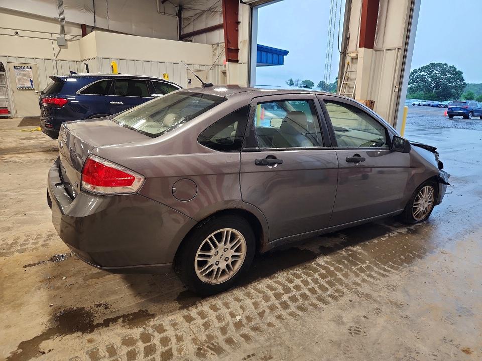 57224486 :رقم المزاد ، 1FAHP3FN5BW133412 vin ، 2011 Ford Focus مزاد بيع