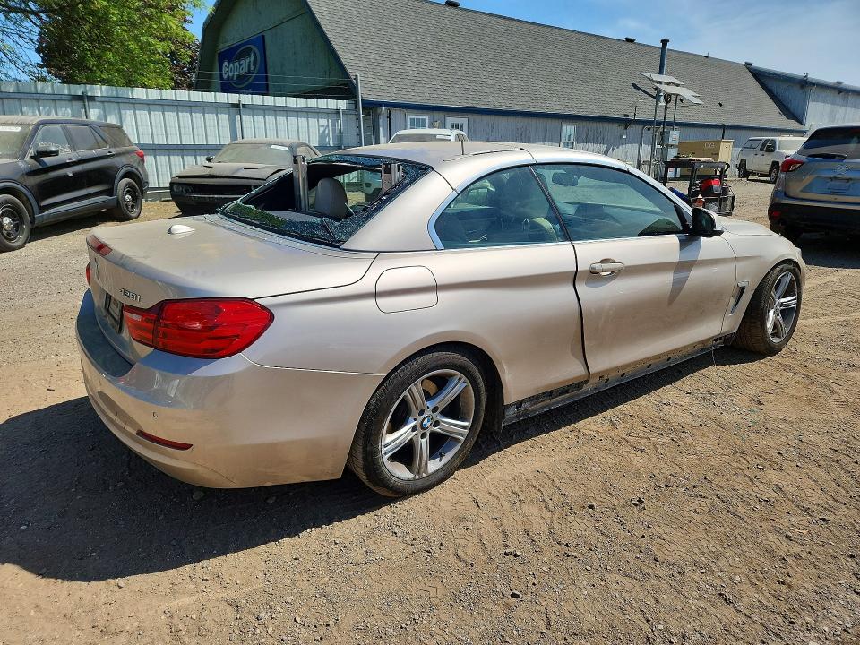 55780676 :رقم المزاد ، WBA3V5C5XFP753647 vin ، 2015 Bmw 428 مزاد بيع