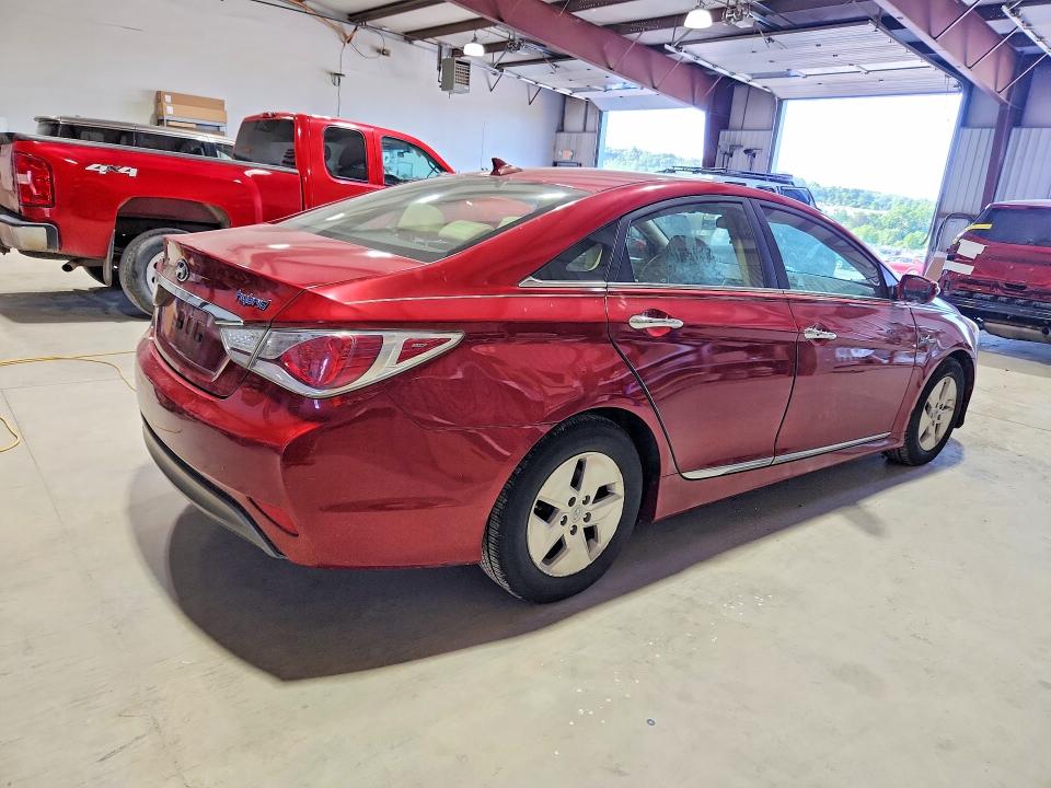 Продажа на аукционе авто 2011 Hyundai Sonata, vin: KMHEC4A44BA008357, номер лота: 57227176