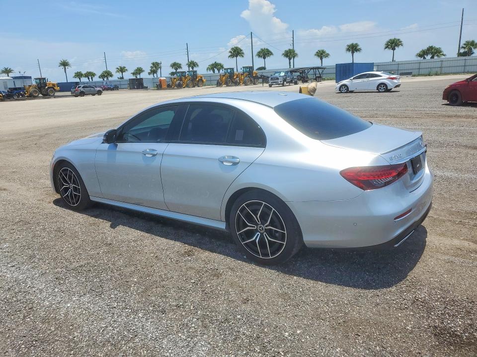 58283696 :رقم المزاد ، W1KZF8DB9NB088077 vin ، 2022 Mercedes-benz E مزاد بيع