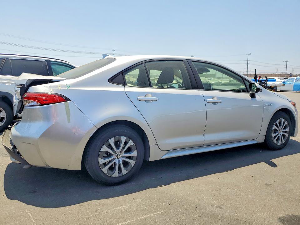 56535776 :رقم المزاد ، JTDEBRBE1LJ001685 vin ، 2020 Toyota Corolla مزاد بيع