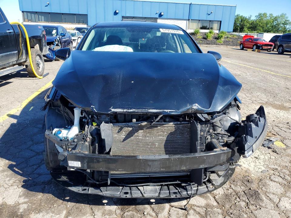 57951976 :رقم المزاد ، 5NPD74LF4JH233744 vin ، 2018 Hyundai Elantra مزاد بيع