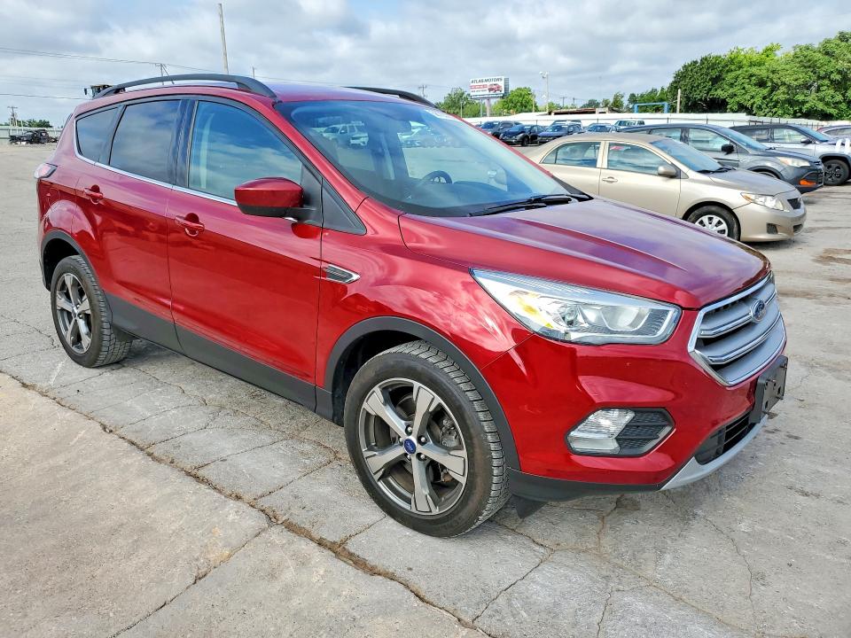 2017 Ford Escape მანქანა იყიდება აუქციონზე, vin: 1FMCU9G93HUA82199, აუქციონის ნომერი: 56793706