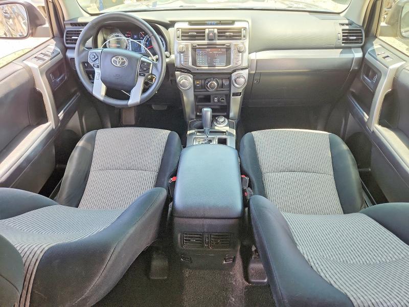 57252146 :رقم المزاد ، JTEBU5JRXJ5552919 vin ، 2018 Toyota 4runner مزاد بيع