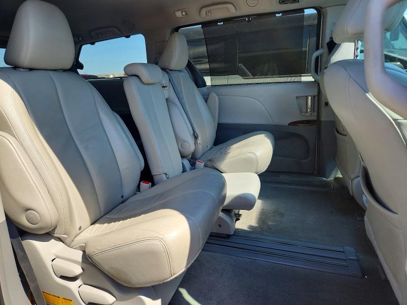 Продаж на аукціоні авто 2013 Toyota Sienna, vin: 5TDYK3DC4DS384872, номер лоту: 57770056