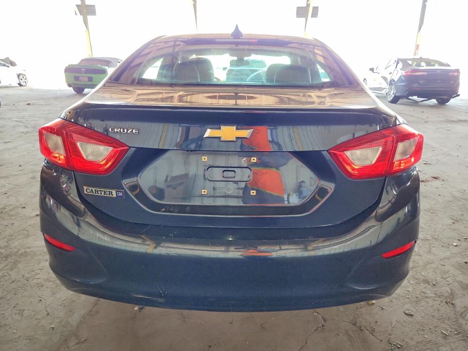 55610886 :رقم المزاد ، 1G1BC5SM8G7235821 vin ، 2016 Chevrolet Cruze مزاد بيع