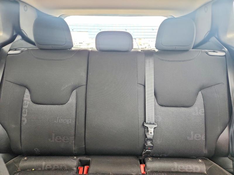 57377706 :رقم المزاد ، ZACCJBAT4GPE33100 vin ، 2016 Jeep Renegade مزاد بيع