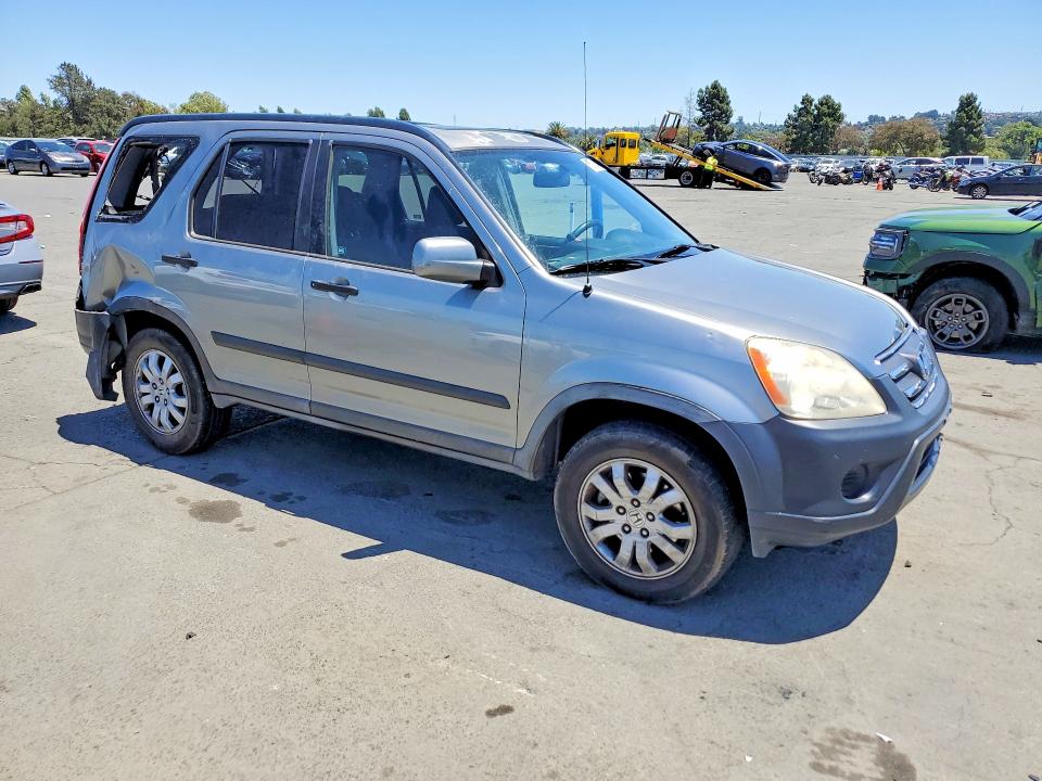 Продажа на аукционе авто 2005 Honda Cr-v, vin: JHLRD78895C060625, номер лота: 56192146