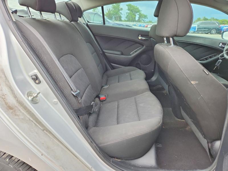 2016 Kia Forte მანქანა იყიდება აუქციონზე, vin: KNAFK4A60G5441863, აუქციონის ნომერი: 57299626