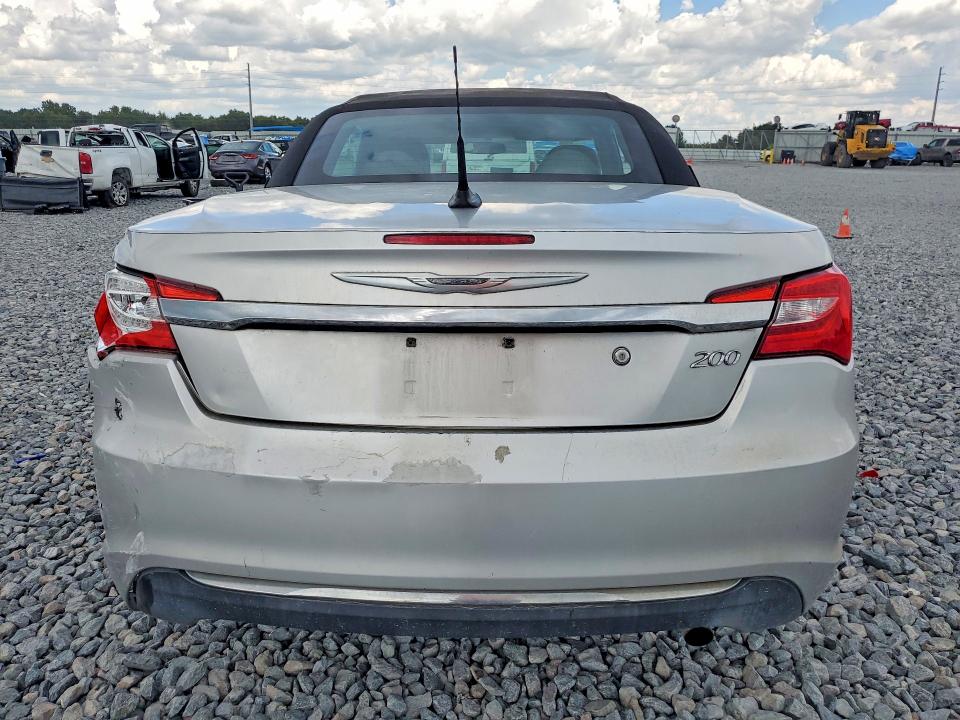 58423416 :رقم المزاد ، 1C3BCBEB1CN149437 vin ، 2012 Chrysler 200 مزاد بيع