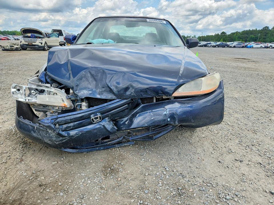 Продаж на аукціоні авто 2002 Honda Accord, vin: 1HGCG56472A008773, номер лоту: 55586306