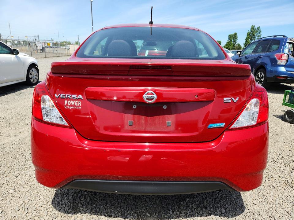 55641276 :رقم المزاد ، 3N1CN7AP5FL837702 vin ، 2015 Nissan Versa مزاد بيع