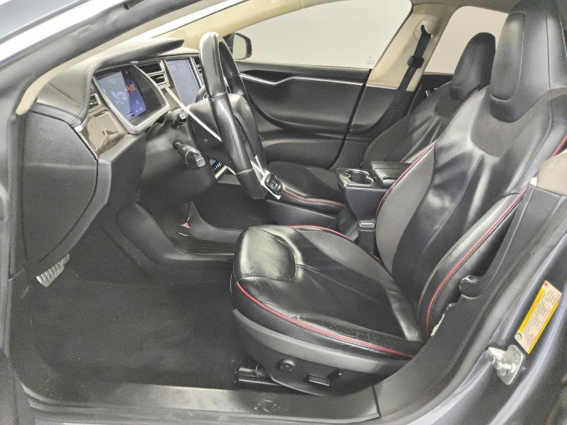 2013 Tesla Model S მანქანა იყიდება აუქციონზე, vin: 5YJSA1DP0DFP16312, აუქციონის ნომერი: 54916386