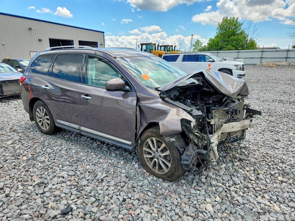 2015 Nissan Pathfinder მანქანა იყიდება აუქციონზე, vin: 5N1AR2MM4FC622039, აუქციონის ნომერი: 57396336